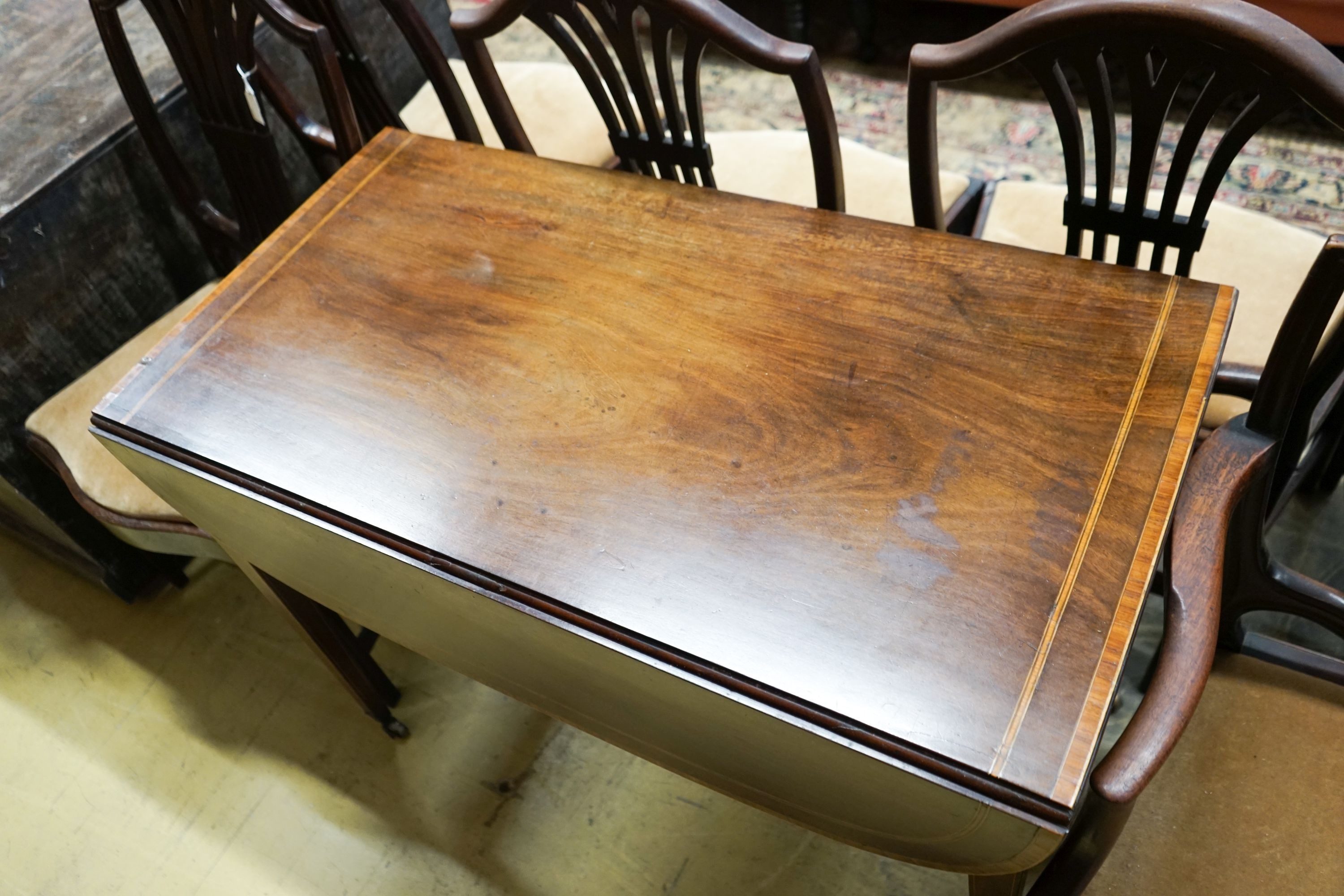 A George III satinwood banded mahogany Pembroke table, width 96cm, depth 52cm, height 73cm